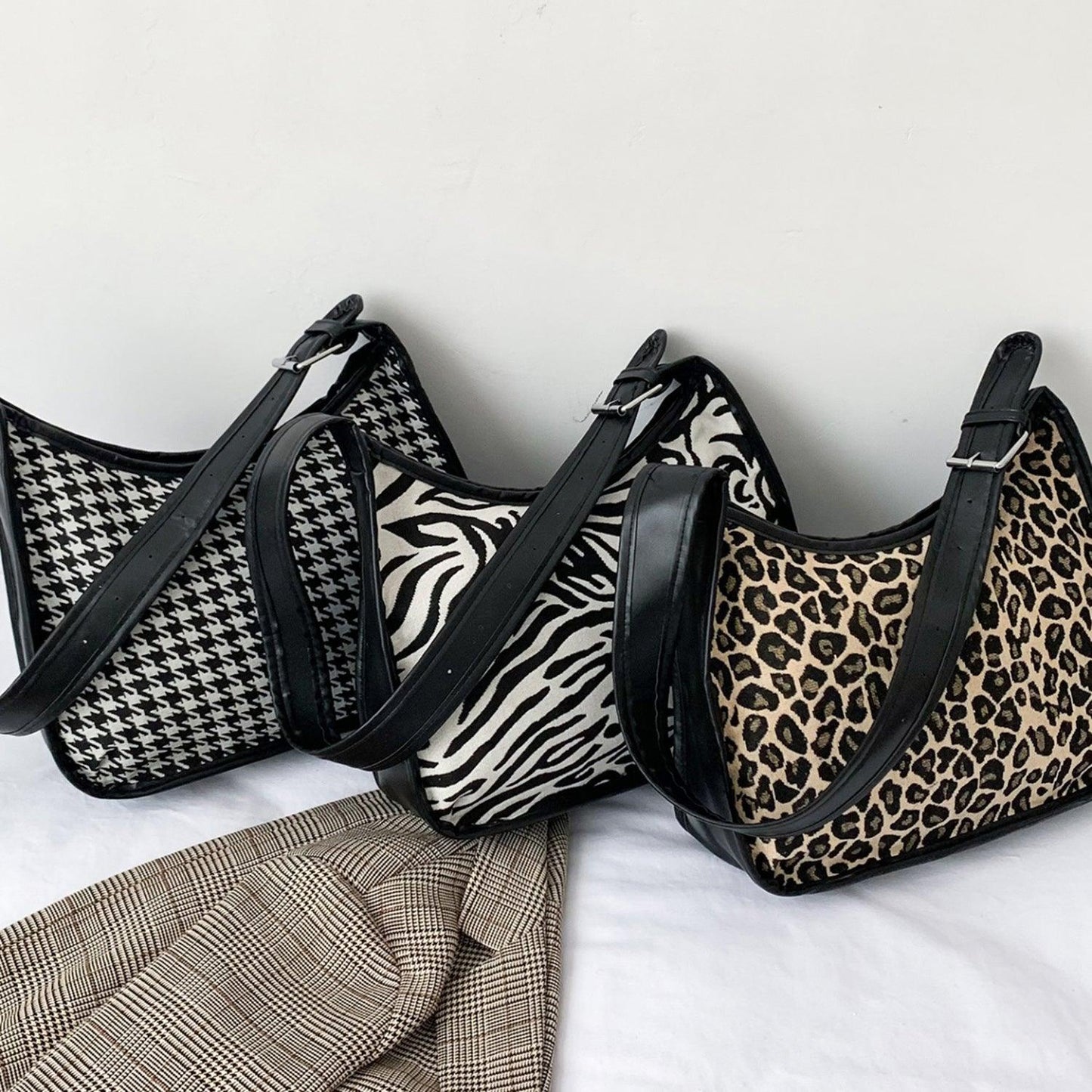 PU Leather Adjustable Strap Shoulder Bag Carauana Store