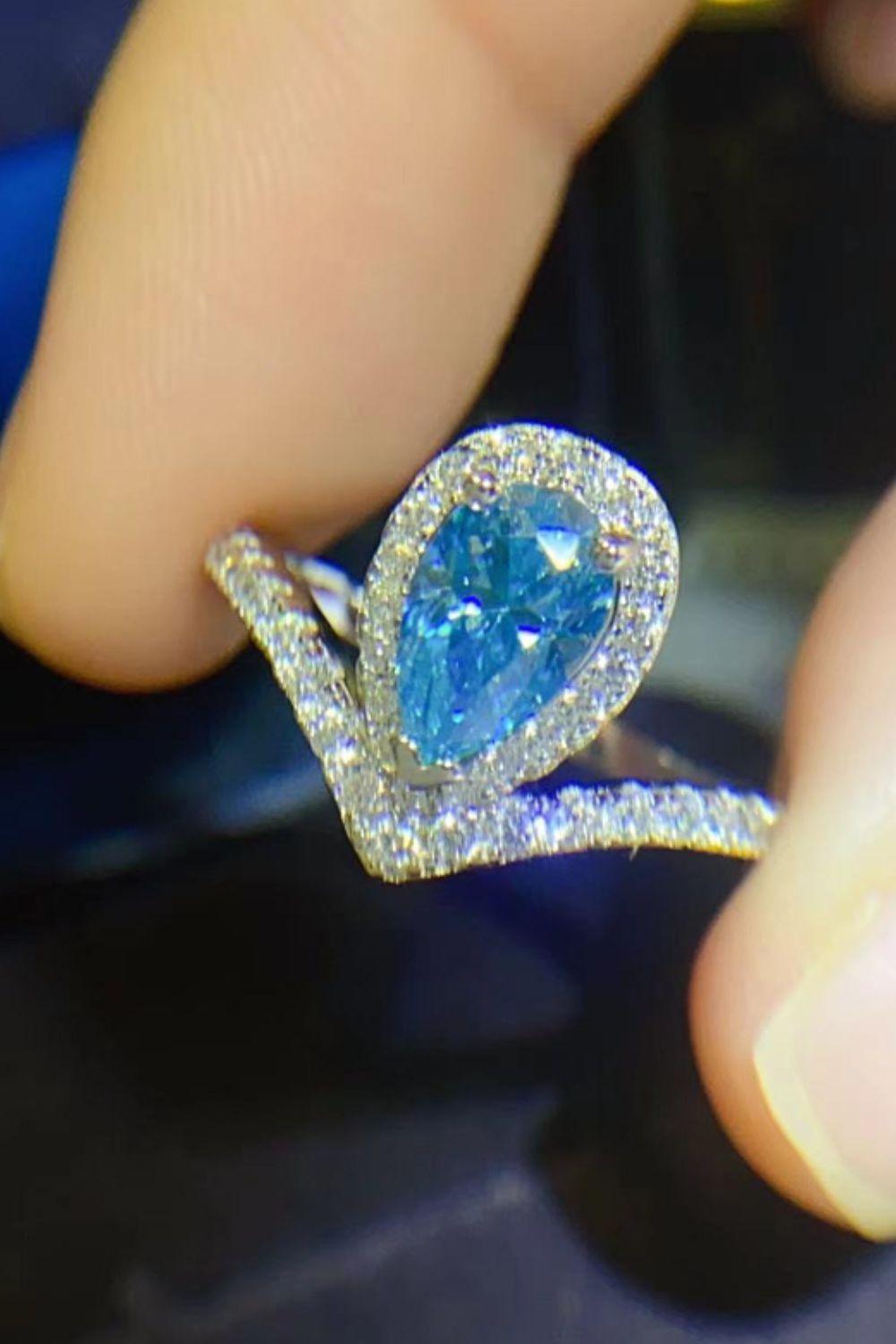 1 Carat Pear Shape Moissanite Heart Ring Carauana Store