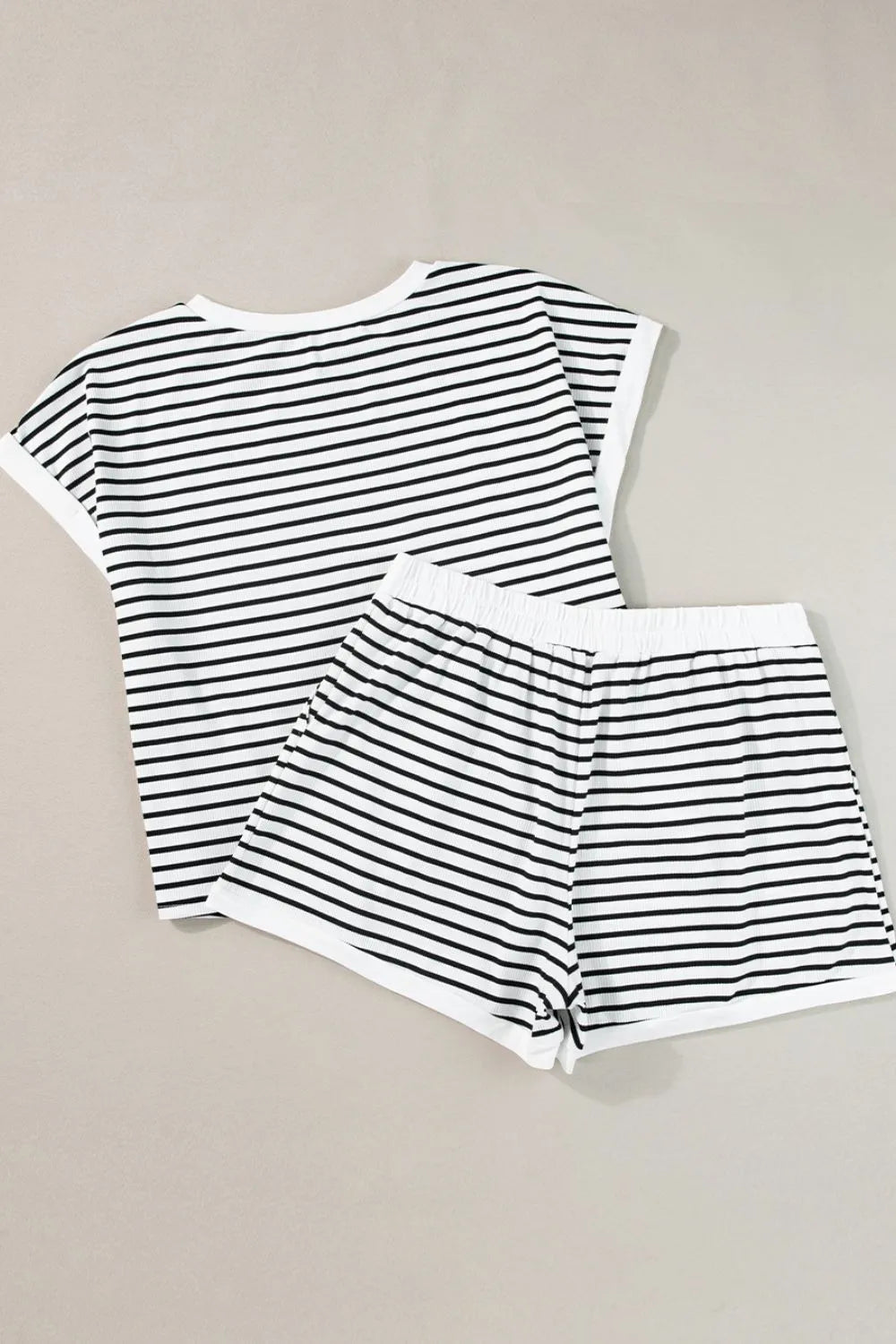 Striped Contrast Top and Shorts Set Carauana Store