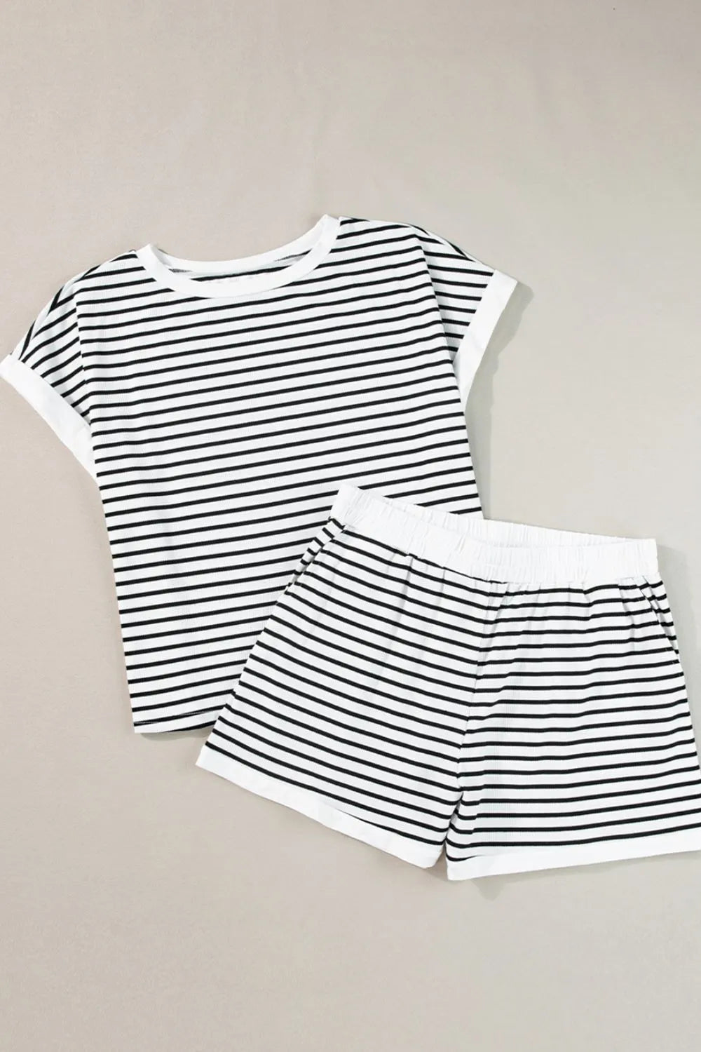 Striped Contrast Top and Shorts Set Carauana Store