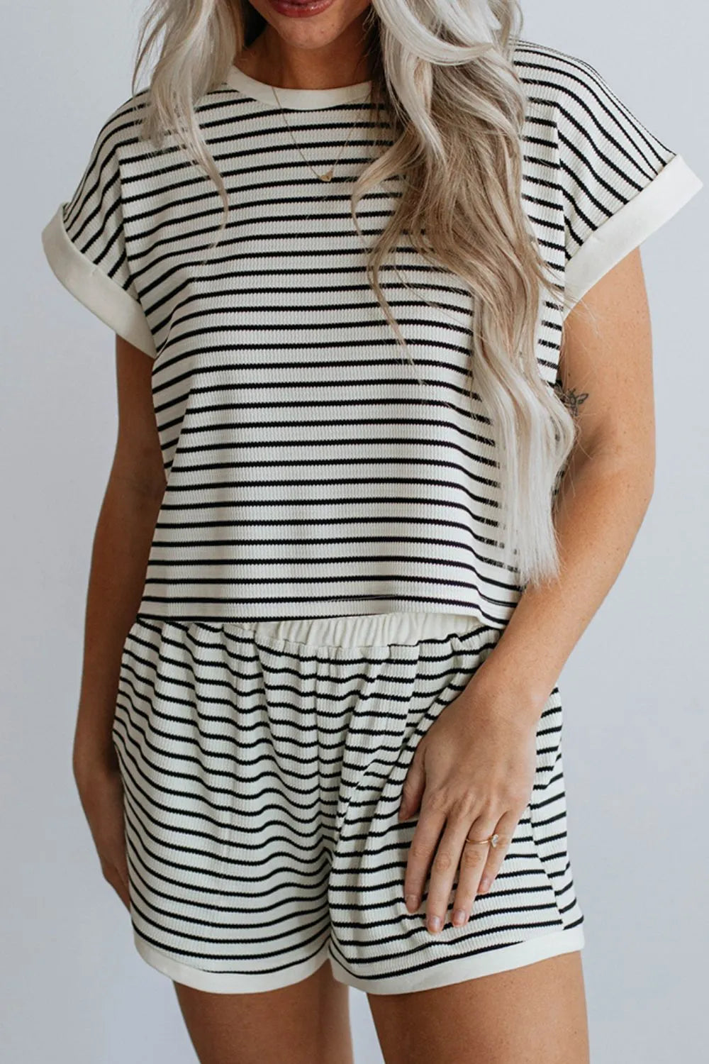 Striped Contrast Top and Shorts Set Carauana Store