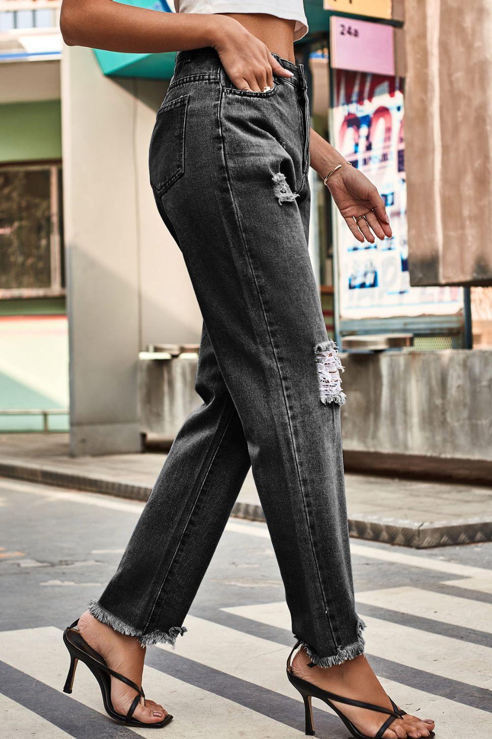 Distressed Buttoned Loose Fit Jeans Carauana Store