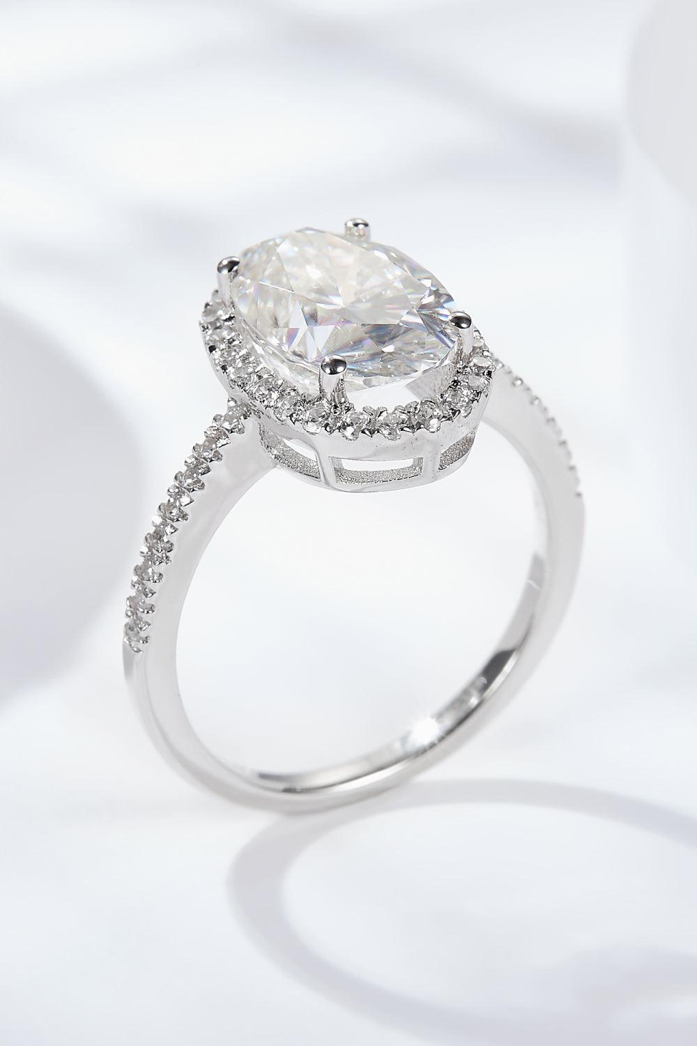 4.5 Carat Moissanite Halo Ring CaRaUaNa Fashion
