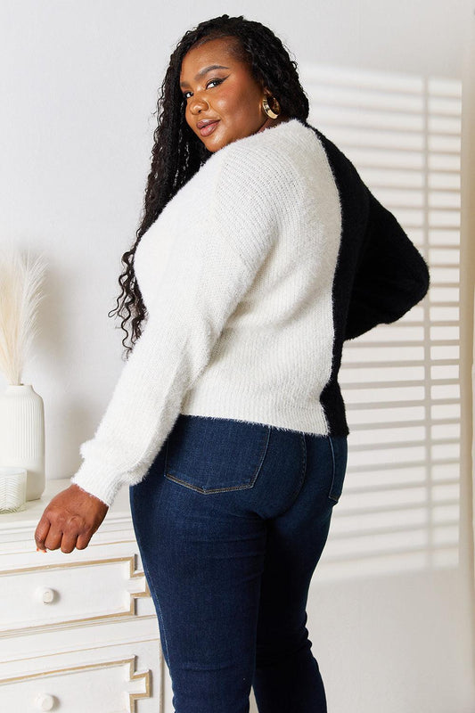 Angel Wings Woven Right Contrast Button-Front V-Neck Cardigan Carauana Store