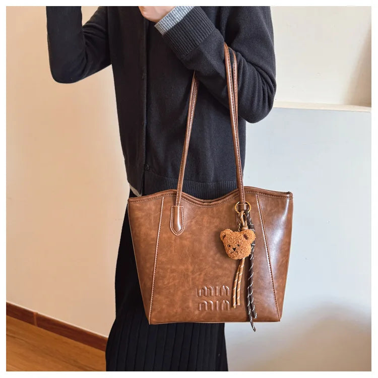 Large Capacity Retro Casual Shoulder Bag