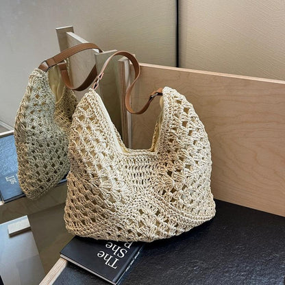 Chic and Spacious: Large Capacity Straw Crossbody Bag – Ideal for Sunny Days Carauana Store