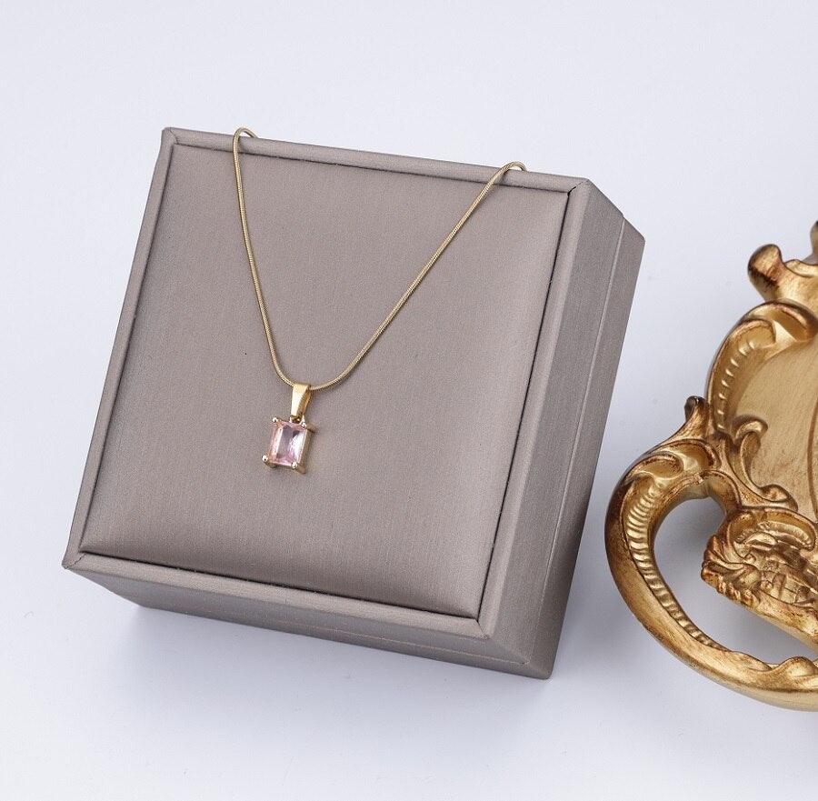 Vintage Rust Steel Zircon Necklace Flat Snake Bone Chain Blade Chain Square Emerald Pendant Necklace Women Carauana Store