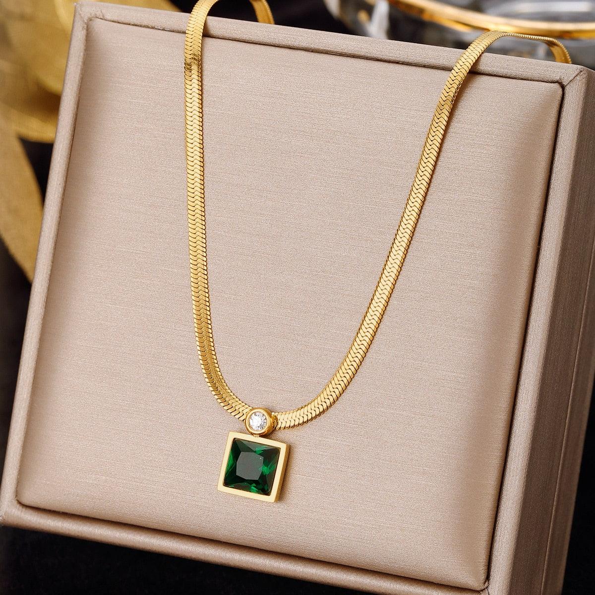 Vintage Rust Steel Zircon Necklace Flat Snake Bone Chain Blade Chain Square Emerald Pendant Necklace Women Carauana Store