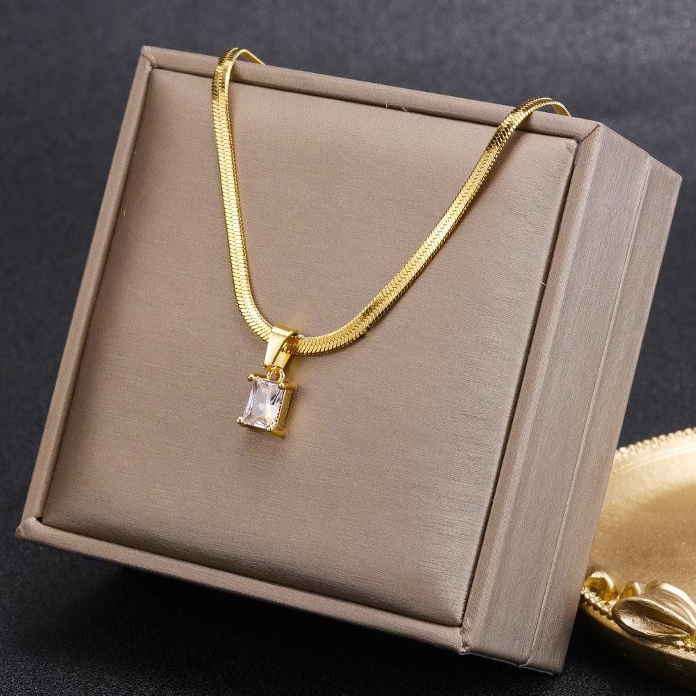 Vintage Rust Steel Zircon Necklace Flat Snake Bone Chain Blade Chain Square Emerald Pendant Necklace Women Carauana Store