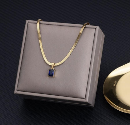 Vintage Rust Steel Zircon Necklace Flat Snake Bone Chain Blade Chain Square Emerald Pendant Necklace Women Carauana Store