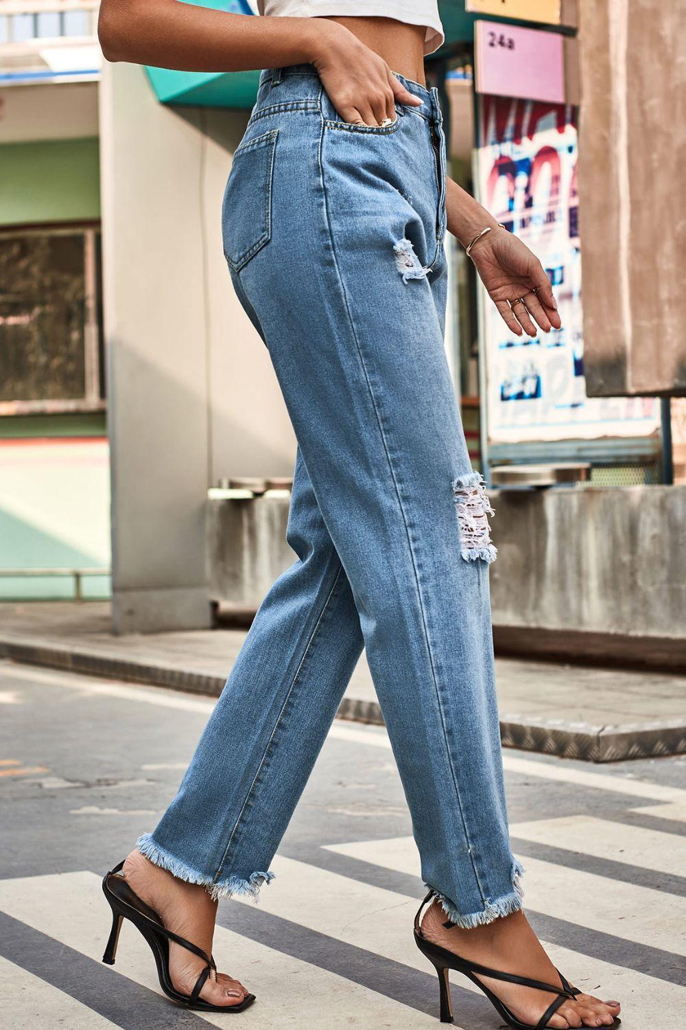 Distressed Buttoned Loose Fit Jeans Carauana Store