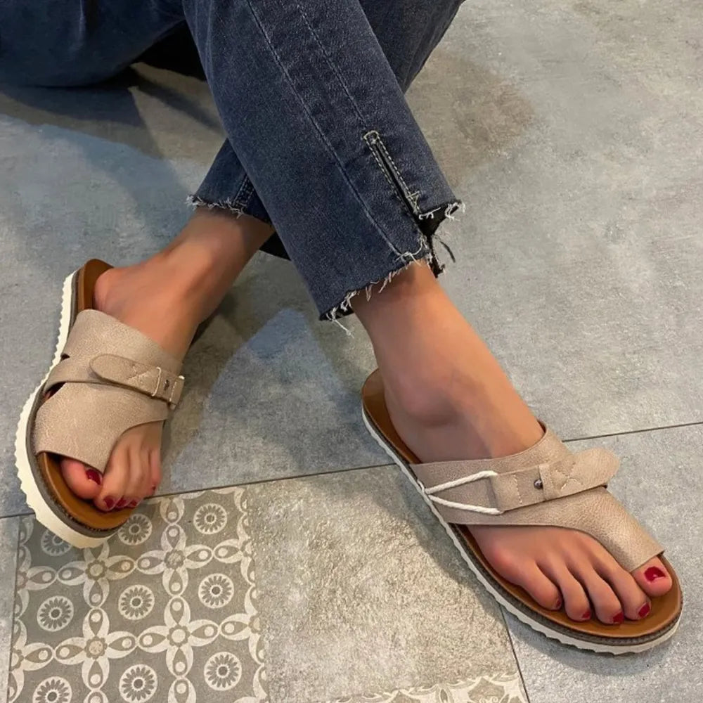 Toe Loop PU Leather Flat Sandals Carauana Store