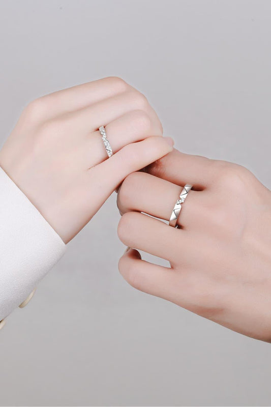 Moissanite Minimalist Rhodium-Plated Ring Carauana Store